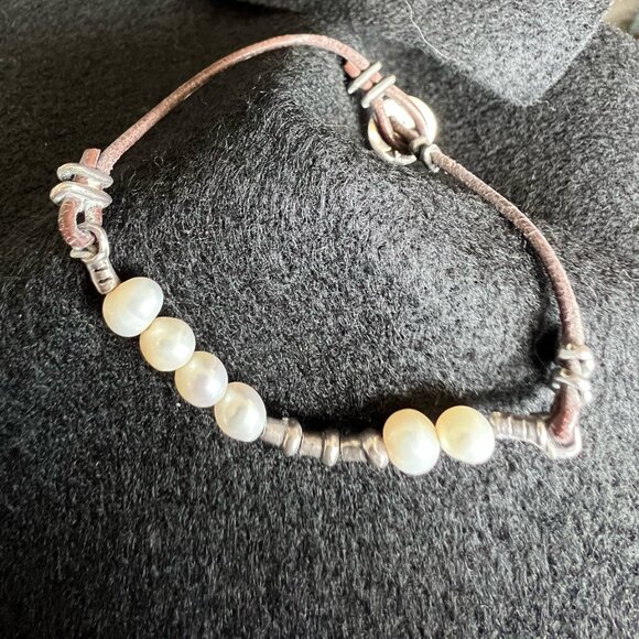 Silpada Boho 925 & Freshwater Pearl Leather Bracelet - Picture 4 of 4